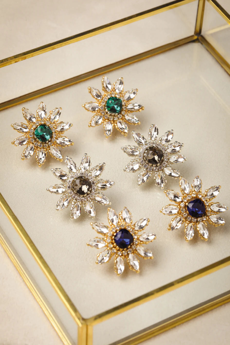 Beatrice Earrings Emerald