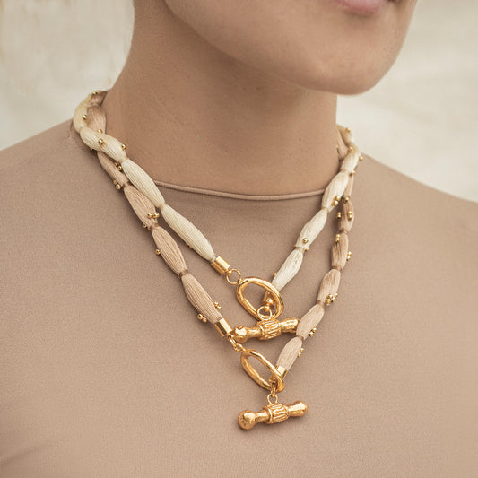 Vanilla Thea Necklace